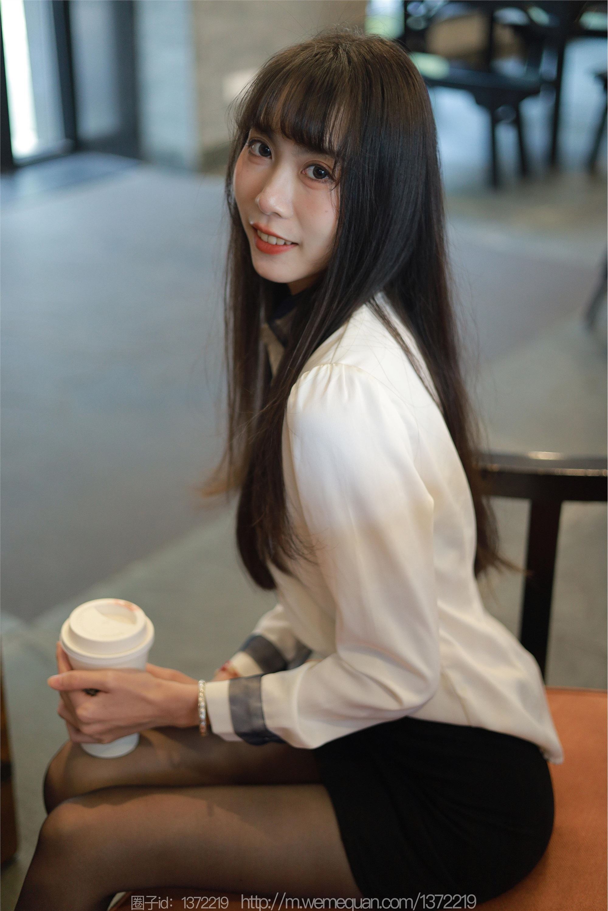 IESS异思趣向  2023.02.14 丝享家 1361 团团《美腿下午茶》